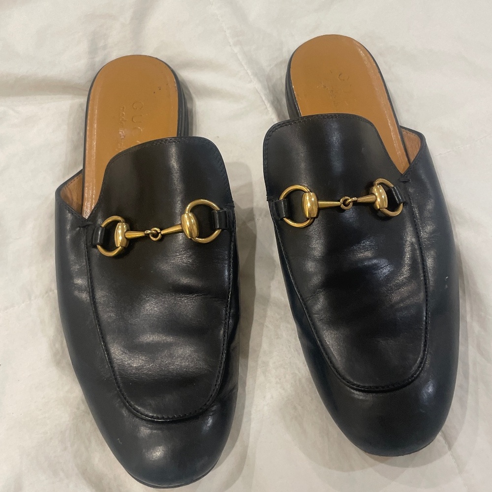 Gucci Princetown  leather Loafers with Gold Detail